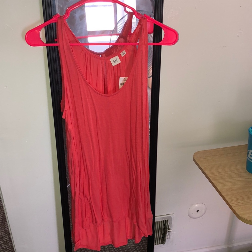 GAP Pink tank top - never worn